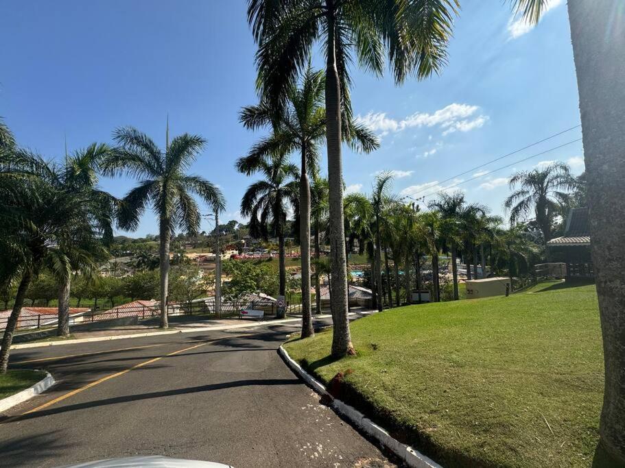 Casa Dentro Parque Aquatico Villa Águas de Lindóia Buitenkant foto