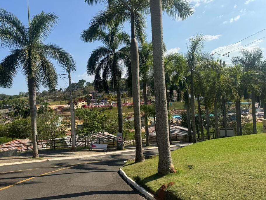 Casa Dentro Parque Aquatico Villa Águas de Lindóia Buitenkant foto