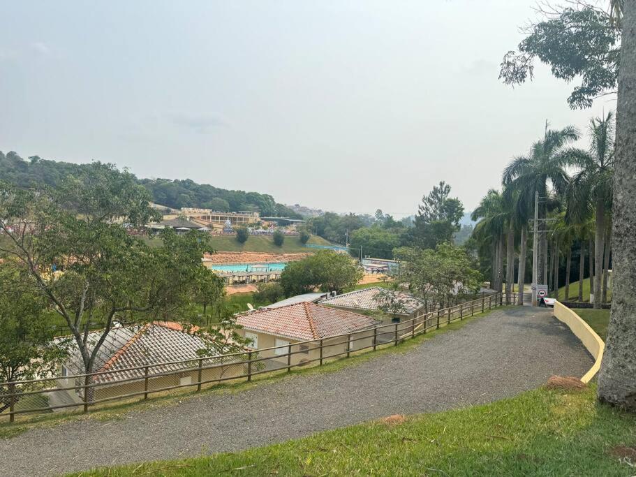 Casa Dentro Parque Aquatico Villa Águas de Lindóia Buitenkant foto